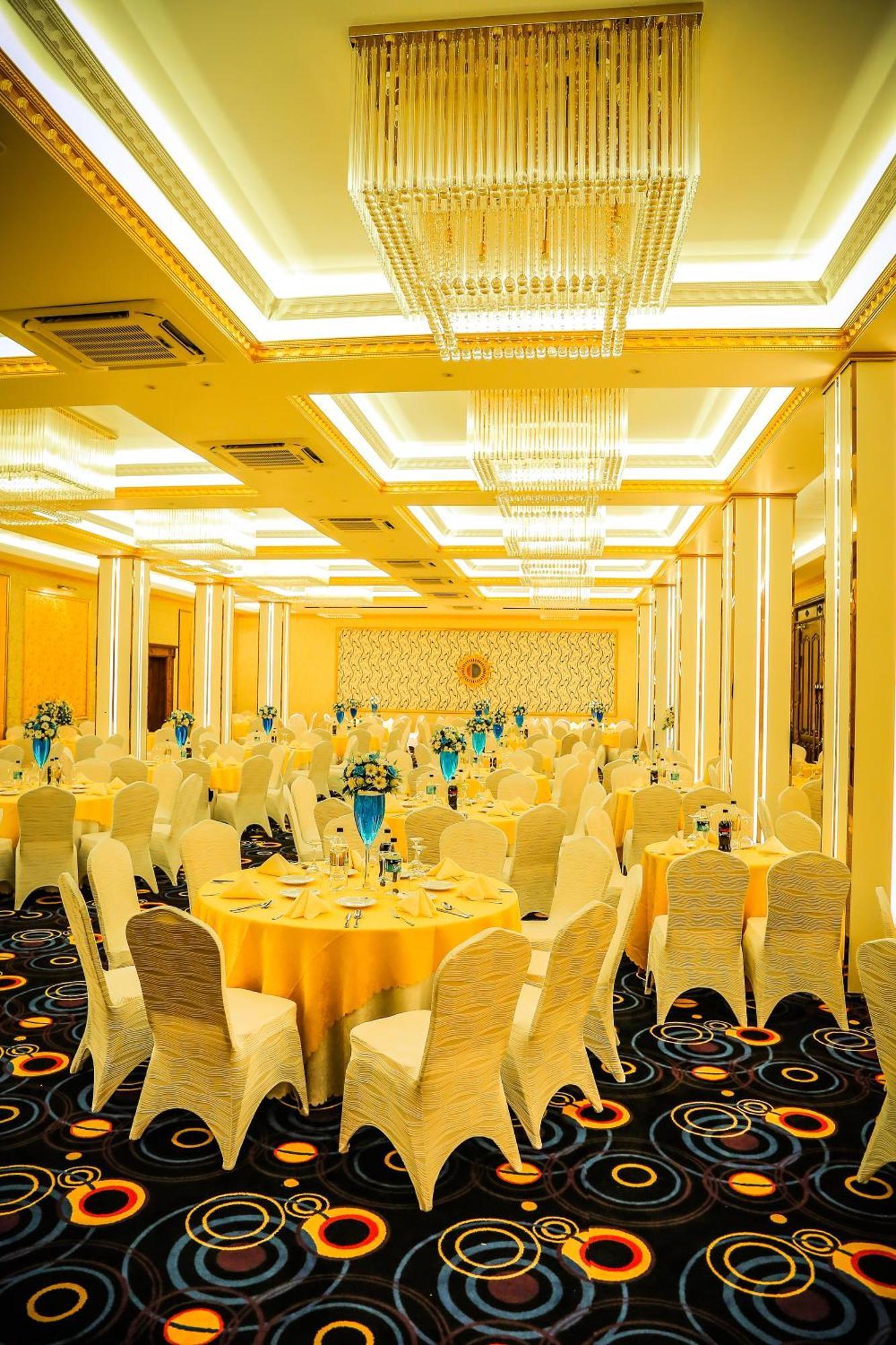 Aurora Banquet And Hotel Chilaw Exterior photo